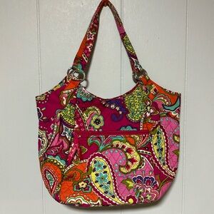 Beautiful Vera Bradley tote bag